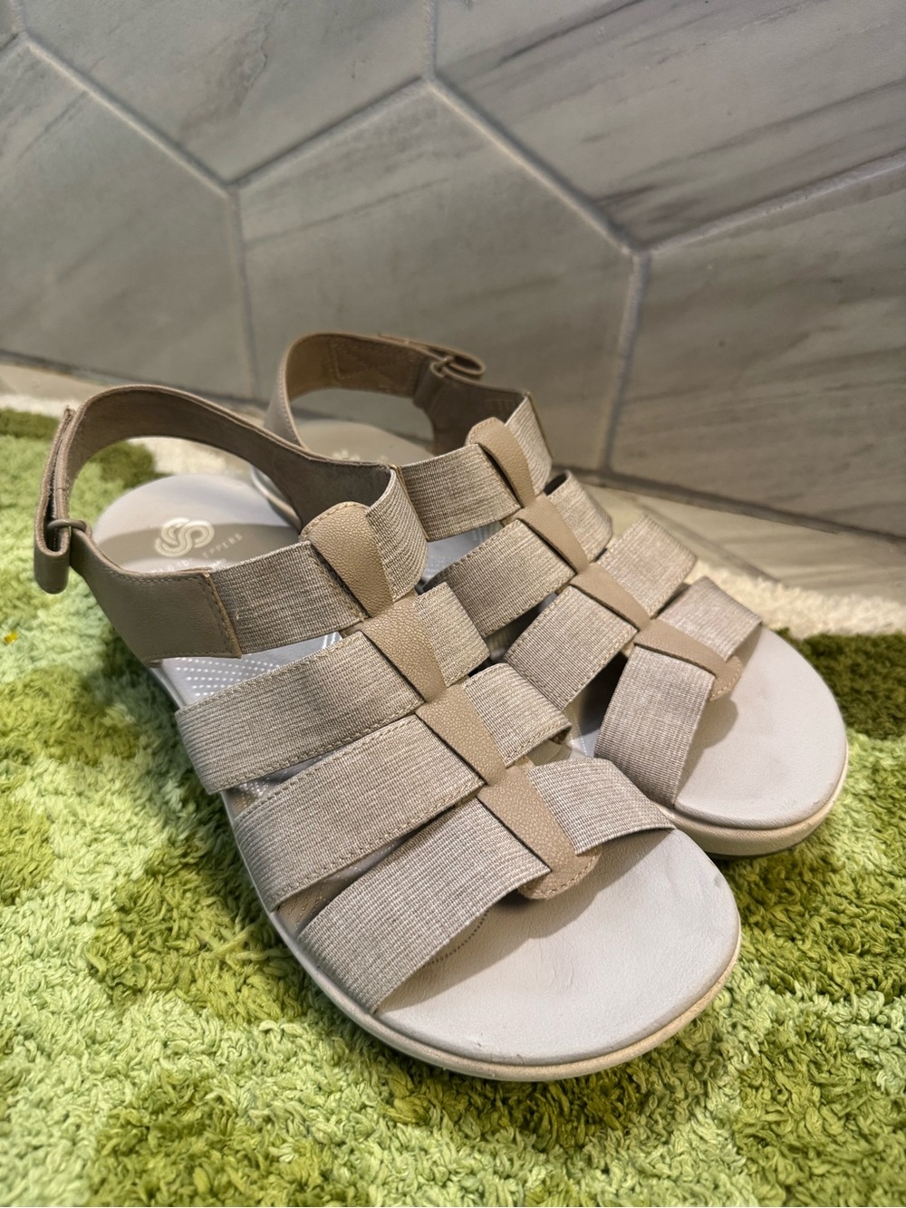 Clarks Cloudsteppers Arla Shaylie Sandals